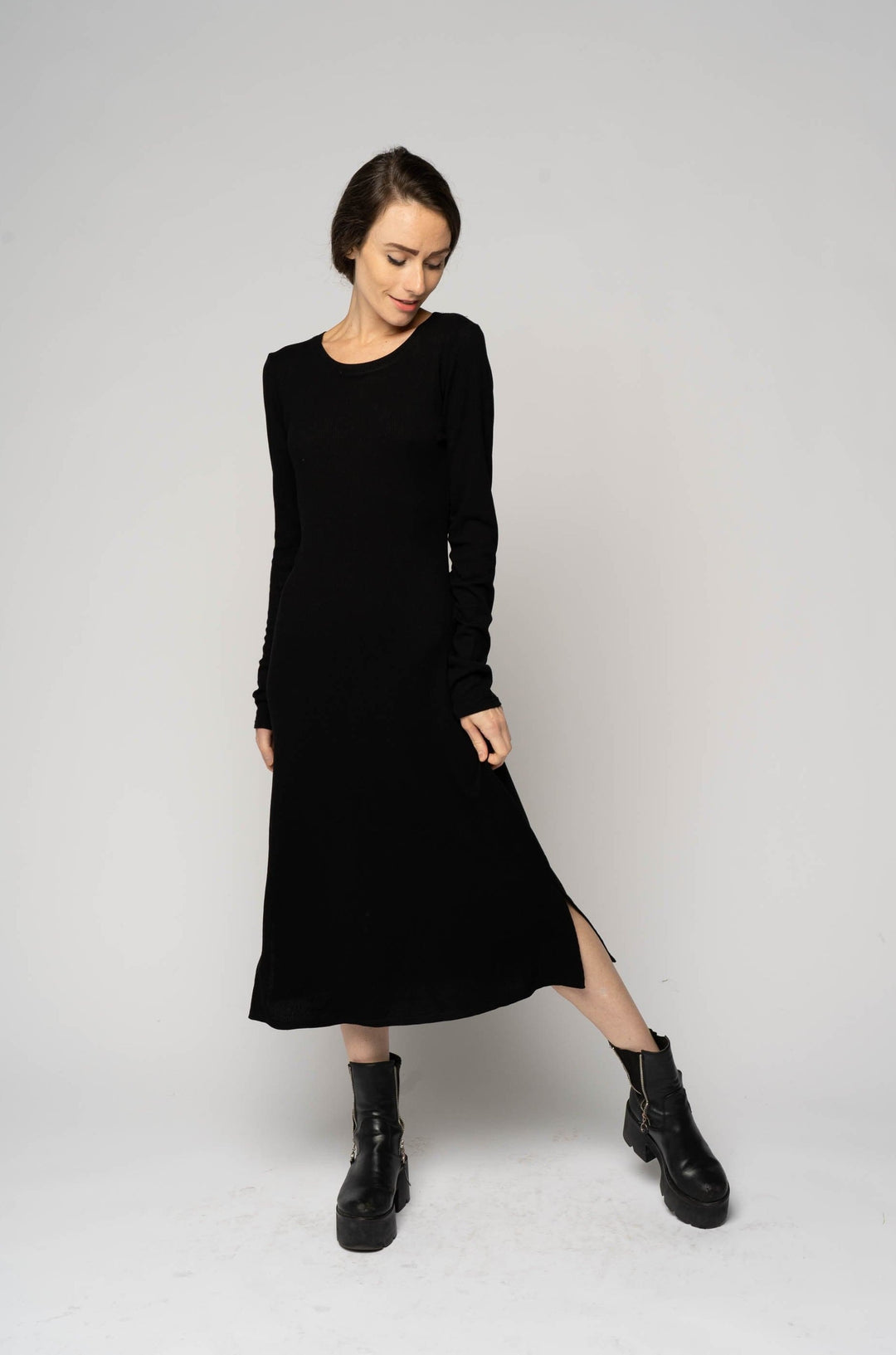 Black Long Sleeve Knit Ribbed Midi Dress  Dresses 